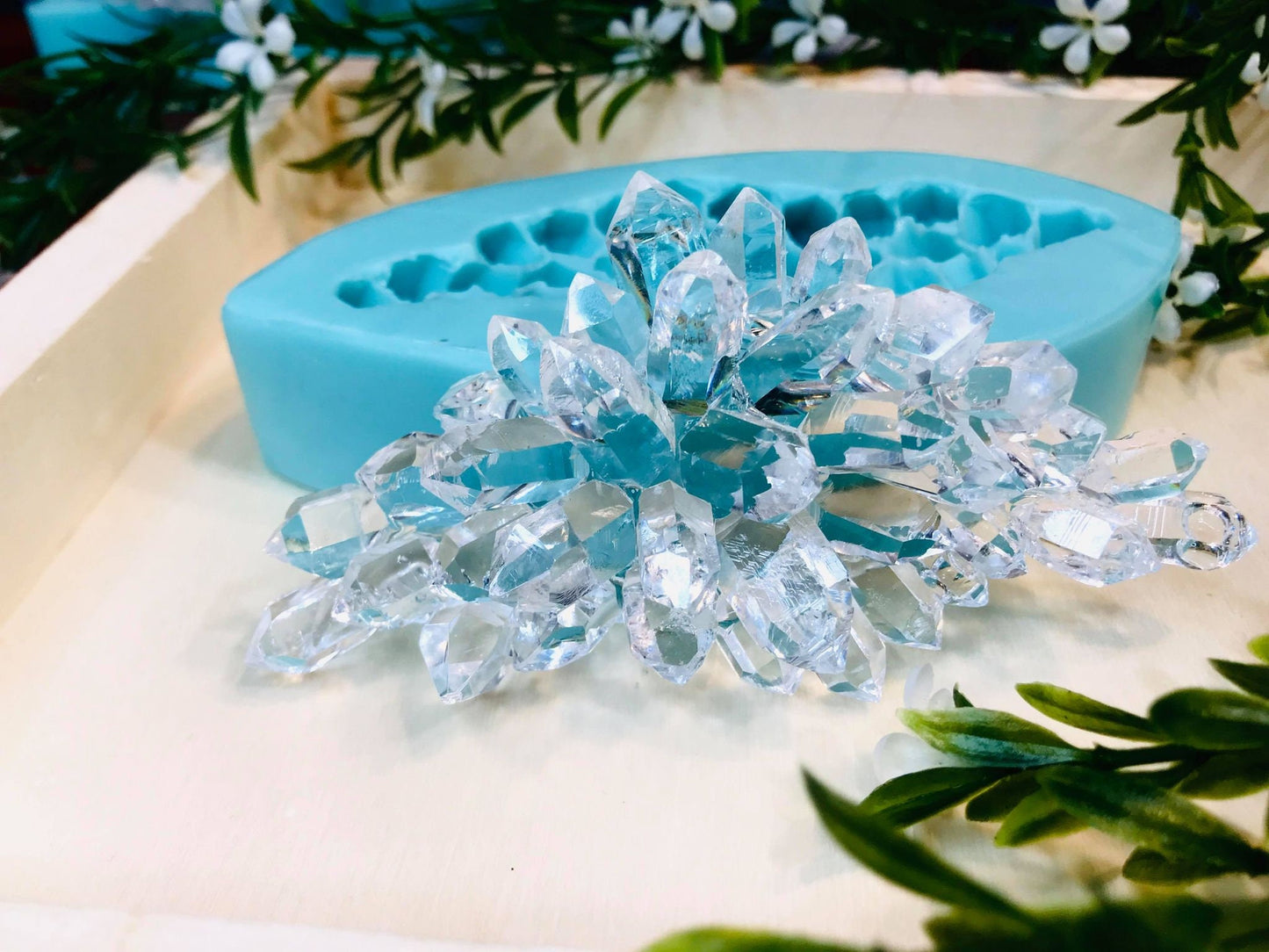 Crystal Cluster Silicone Mold, Classique Mold, Geode Crystal Cluster Mold, Glossy Long Silicone Mold