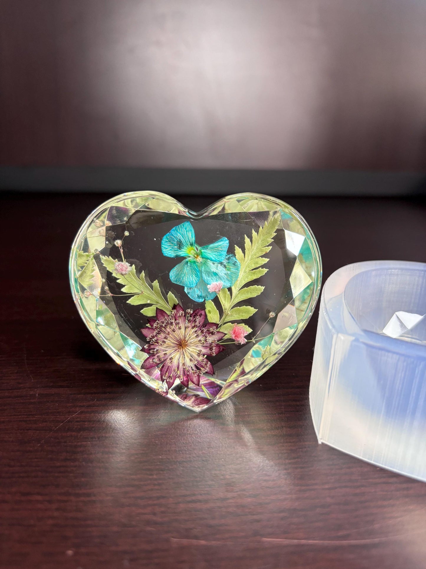 Heart Shape Paper weight silicone mold, heart silicone mold, paper weight resin mold, flower preservation mold