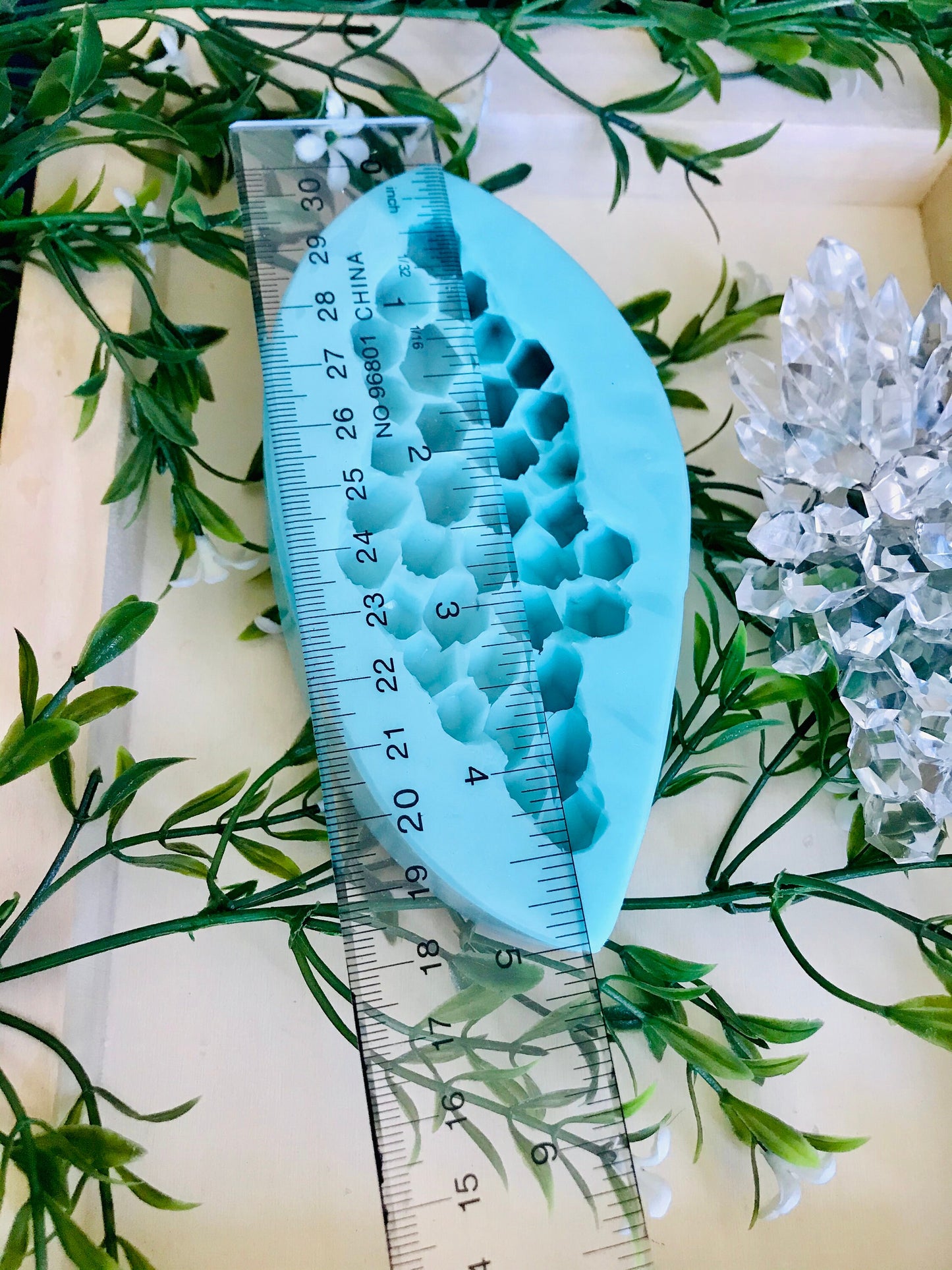 Glossy Crystal Cluster Silicone Mold ||Classique Mold || Shiny Long Crystal Silicone Mold||